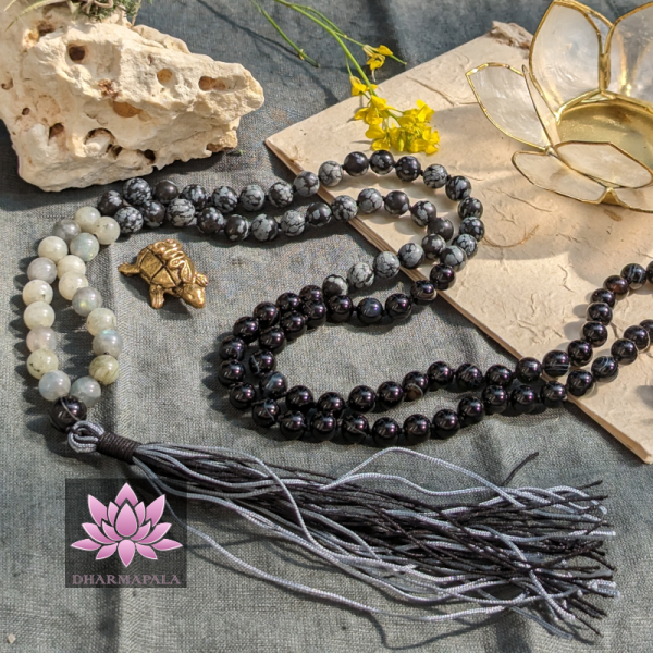 ~ Sinnesschärfer-Mala ~ (mit Schneeflockenobsidian, Labradorit & Achat)